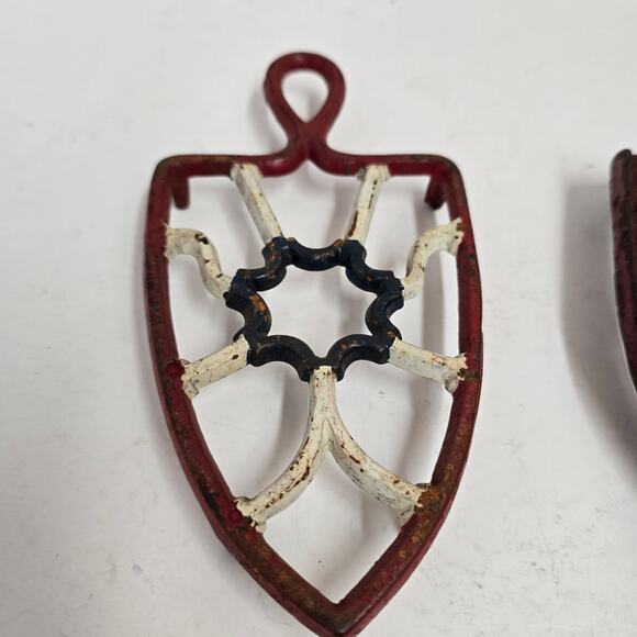 Antique Mid Century Trivets – Vintage Retro Kitchen Decor - Picture 3 of 5